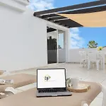 Διαμέρισμα Residencia Lena *
