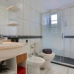 Residencia Lena *
