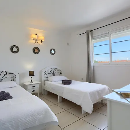 Residencia Lena Apartment Corralejo