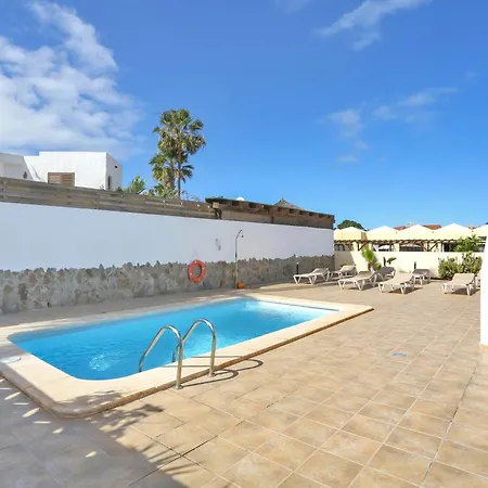 Residencia Lena Corralejo