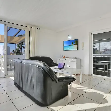 Residencia Lena Apartment
