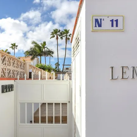 Residencia Lena Corralejo