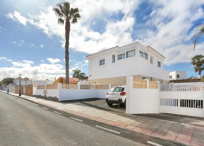 アパート Residencia Lena *