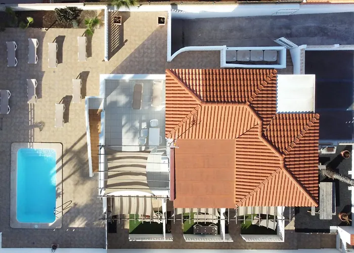 Residencia Lena アパート