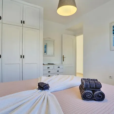 Lägenhet Residencia Lena *