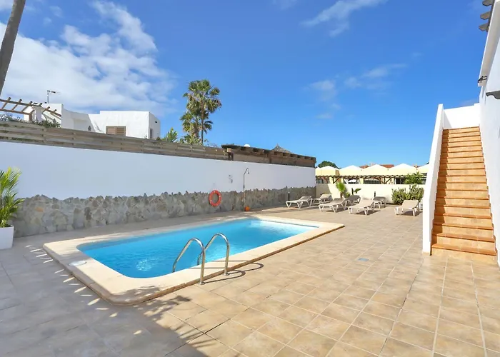 Residencia Lena Corralejo