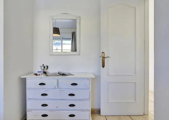 Residencia Lena Corralejo