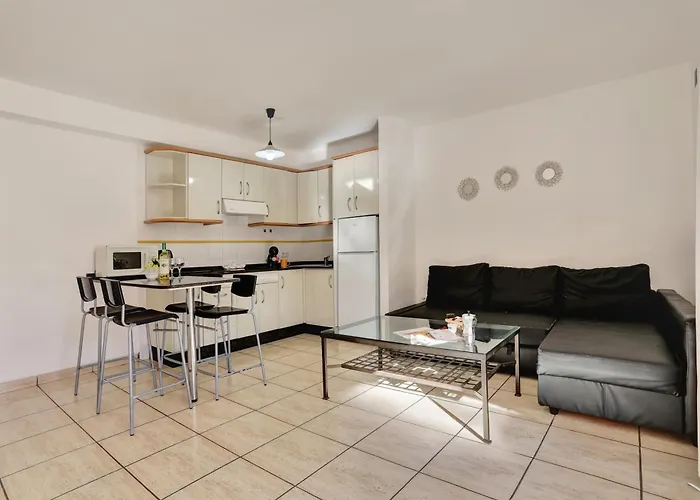 Residencia Lena Corralejo